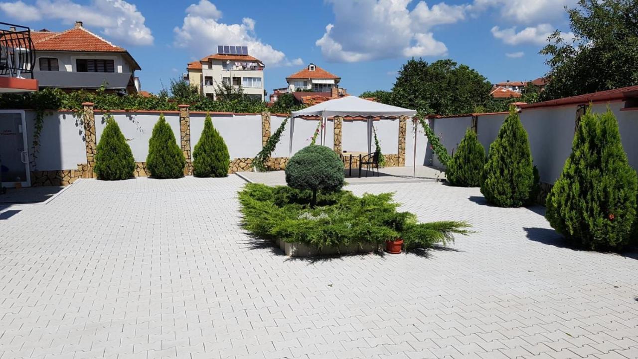 Sineva Guest House Ravda Exterior foto