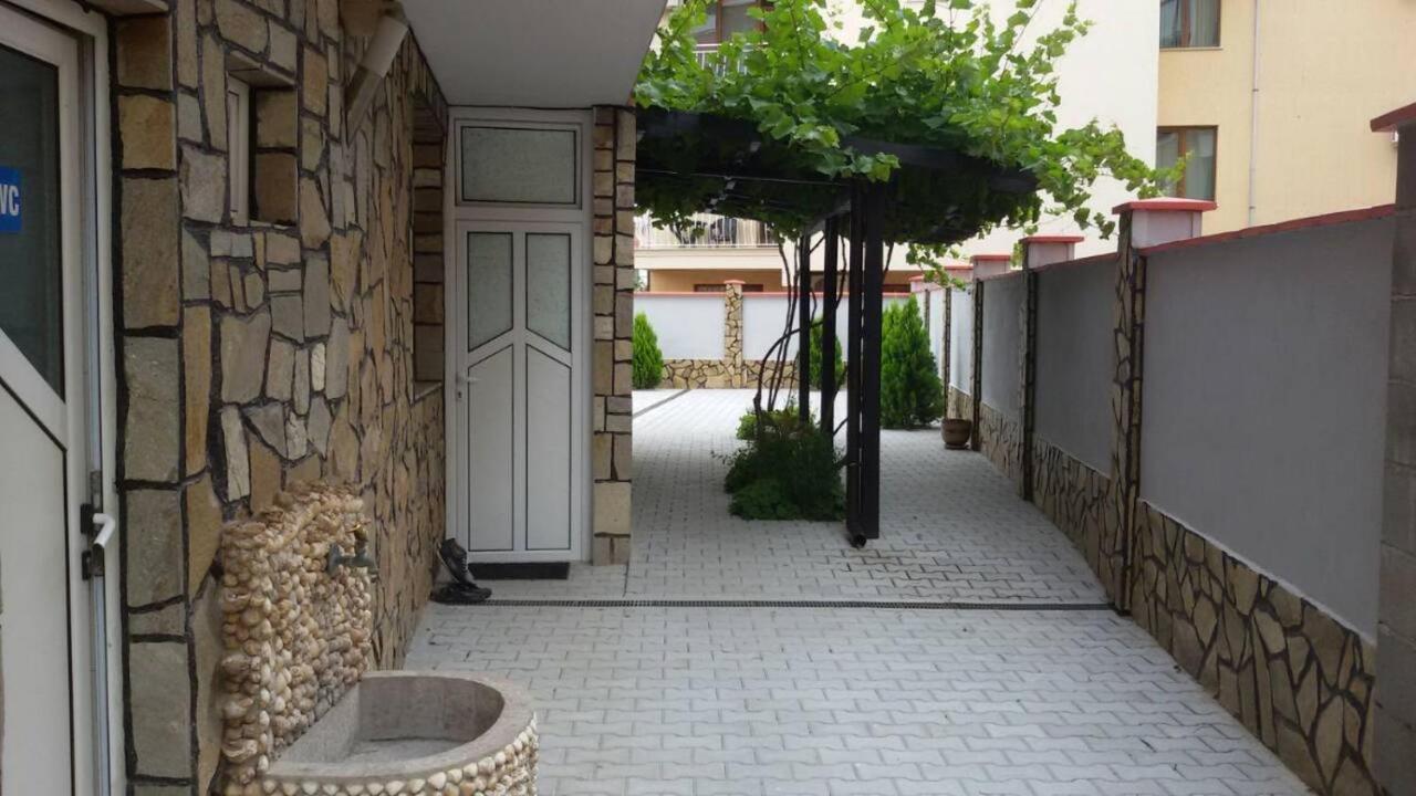 Sineva Guest House Ravda Exterior foto